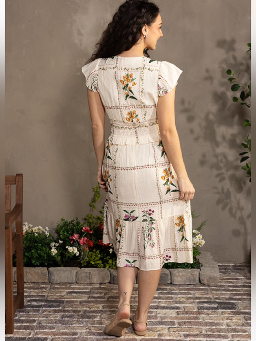 Stitch by Chenault Cream Floral Midi Dress Size Medium NWT - Picture 2 of 9